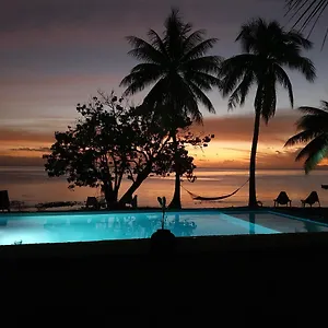 Fare Tokoau Pensión Moorea