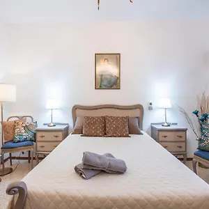 Close To Airport - Private With Private Bathroom Adults Only Pensión Gudja