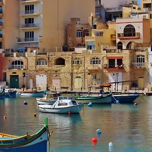Bookarest Malta Hostal San Julián